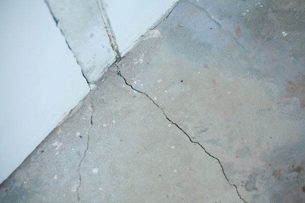 Cost of Garage Crack Repair in Hendersonville