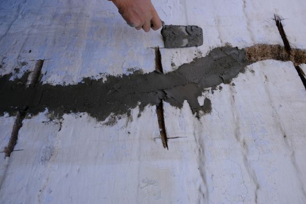 Cost of Concrete Fissure Repair in Hendersonville