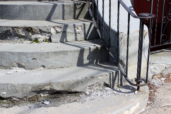 Cost of Cement Stairs Repair in Hendersonville