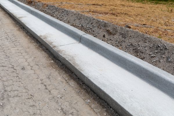 Cost of Concrete Curbing Repair in Hendersonville